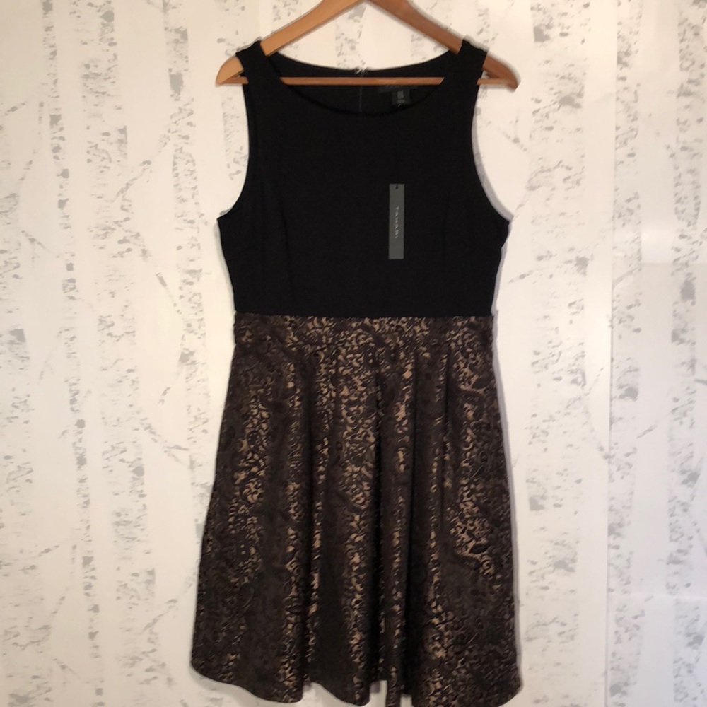 Tahari Dress Black Gold Brocade Size 10